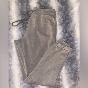 ALPHALETE ESSENTIAL OVERSIZED JOGGER - LIGHT GREY - MEDIUM